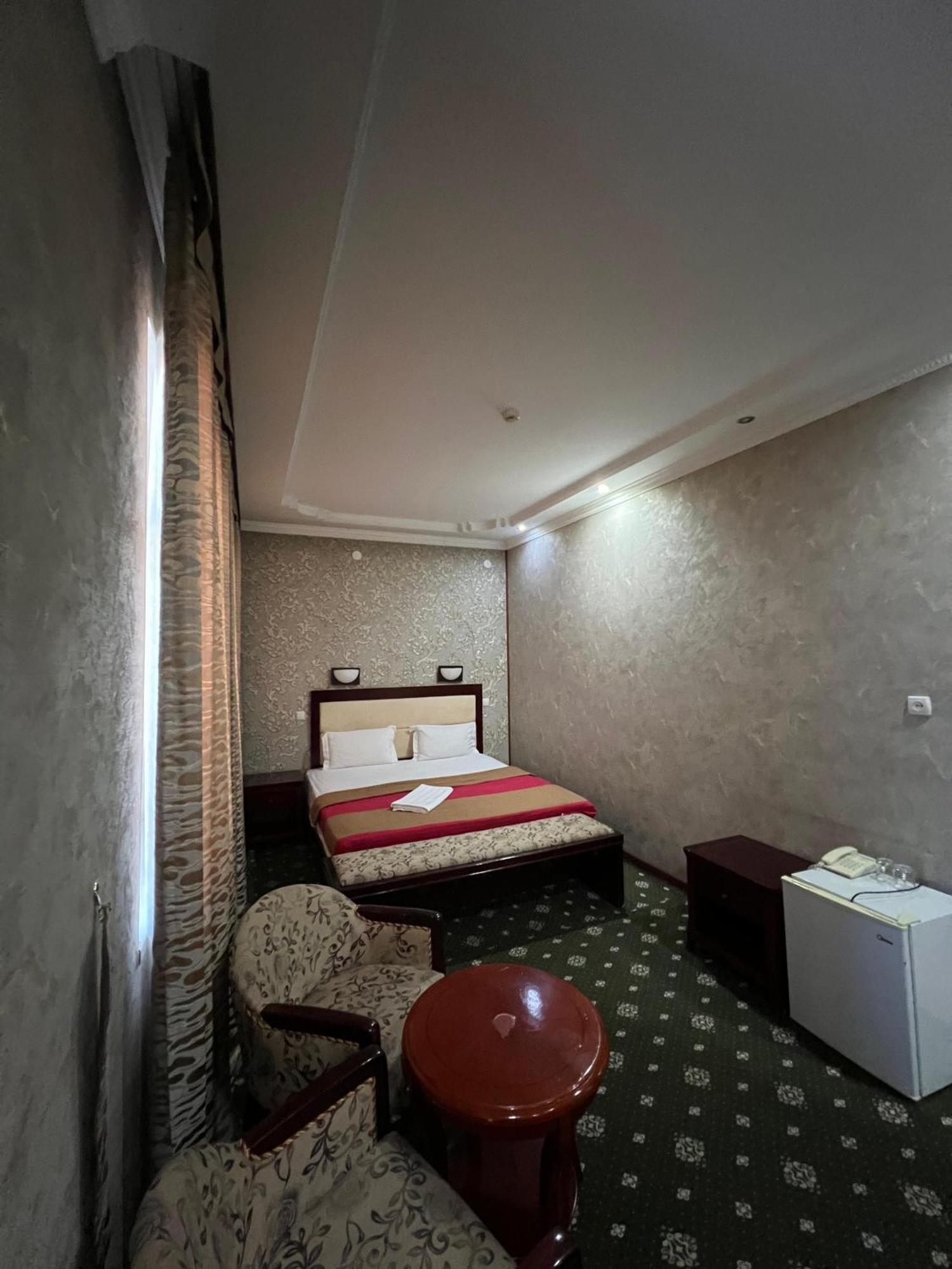 Sary Arka Hotel Simkent Kamer foto